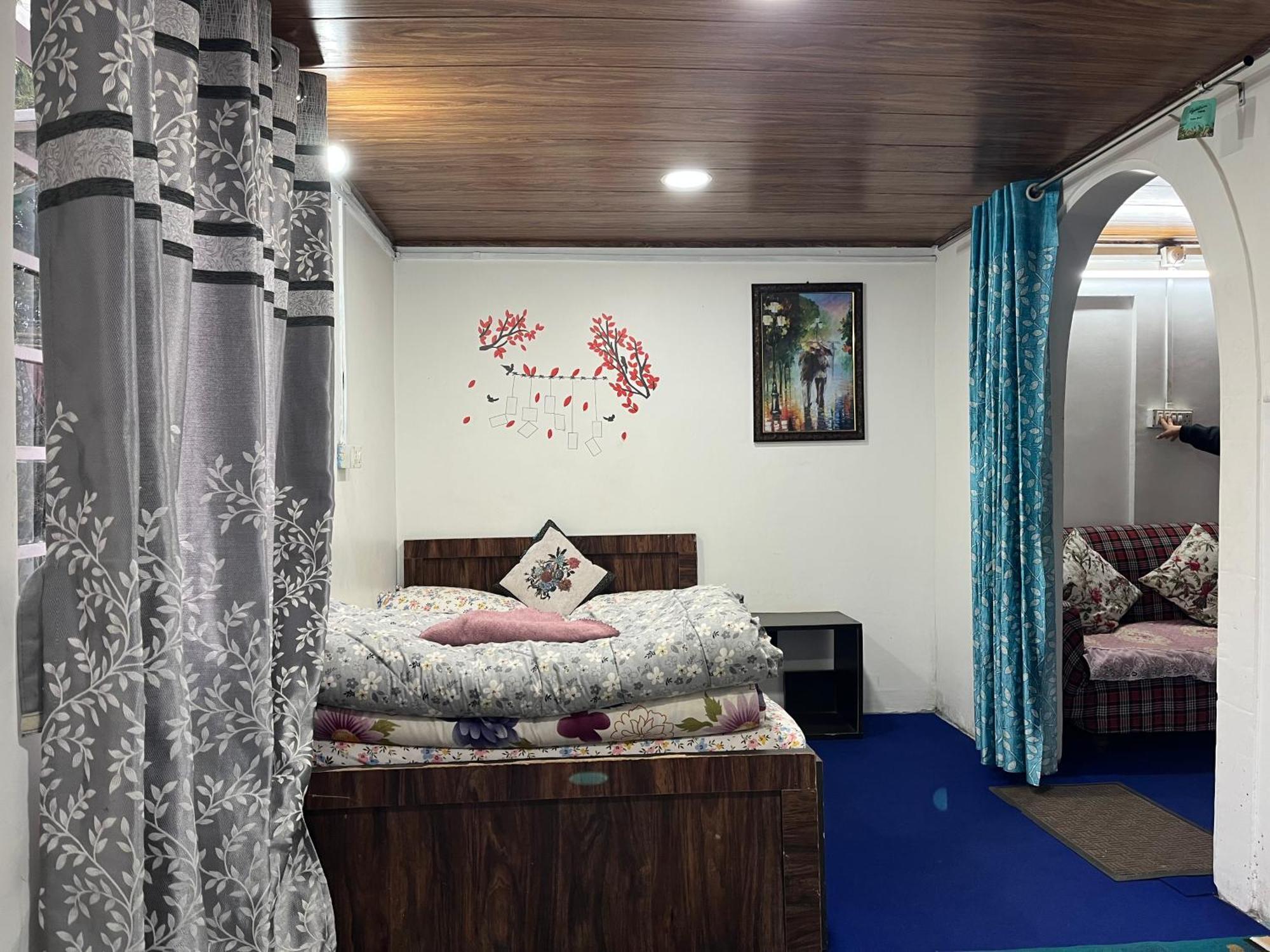Pradhan Homestay Mirik - Homestay Beside Mirik Lake Exteriér fotografie